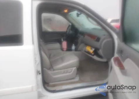 2007 Chevrolet Tahoe Lt из США, поврежденный, VIN 1GNFK13017J365966